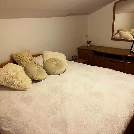 Euphoria Apartment Obuljeno Bagian luar foto